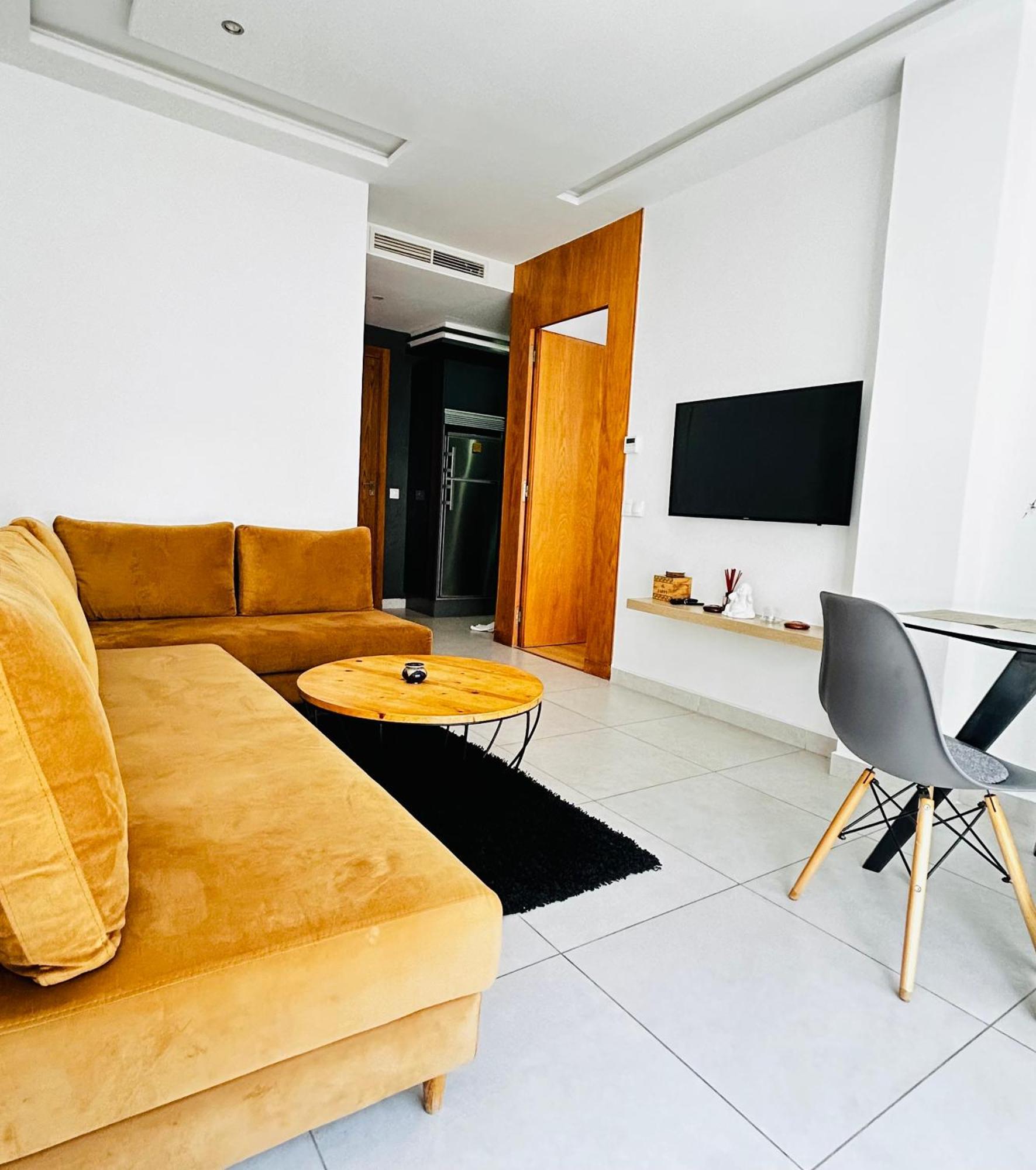 Appartement De Charme Terrasse Parking Casablanca Exterior photo